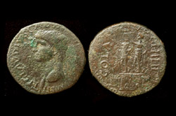 Macedon, Philippi, Claudius I, two statues reverse Macedon, Philippi, Claudius I, two statues reverse